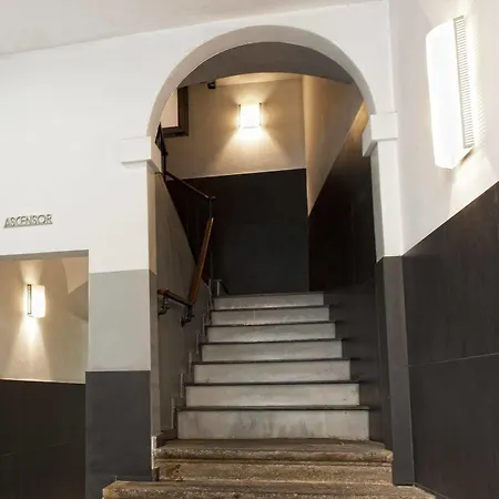 Mh Liceo Apartamento Barcelona